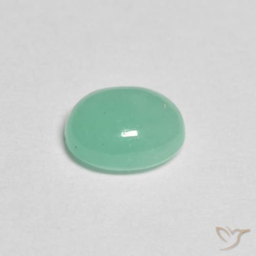 Émeraude Vert clair naturelle ovale, 0.69 ct, Translucide