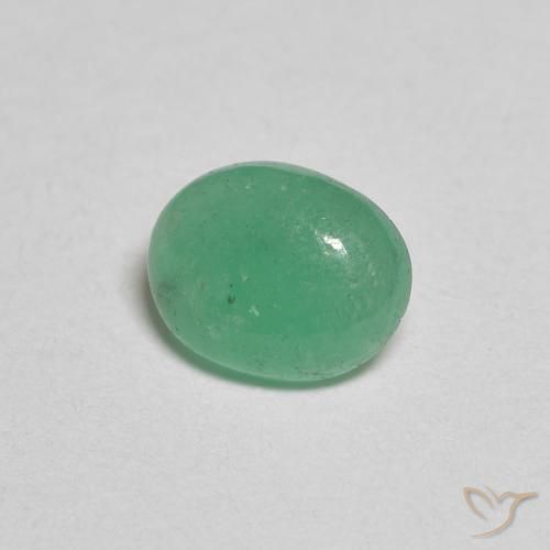 Émeraude Vert clair naturelle ovale, 0.62 ct, Translucide