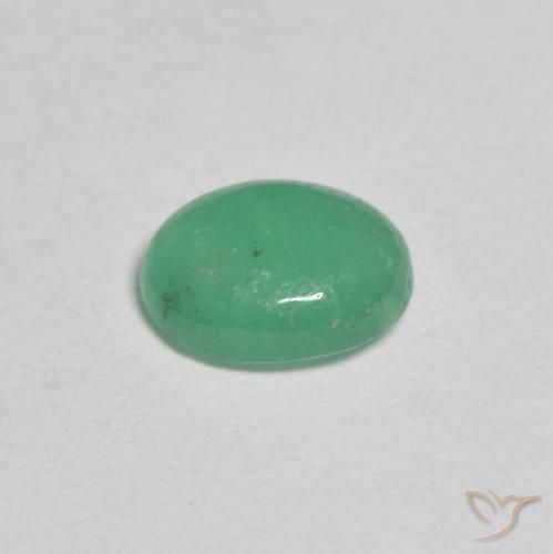 Émeraude Vert clair naturelle ovale, 0.62 ct, Translucide