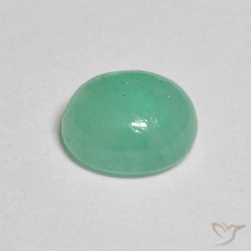 Émeraude Vert clair naturelle ovale, 1.25 ct, Translucide