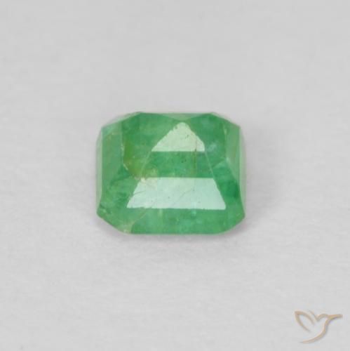 Émeraude Vert pistache naturelle Octogone / coupe Émeraude, 0.27 ct, SI