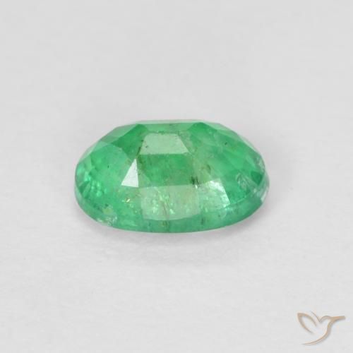 Émeraude Vert clair naturelle ovale, 0.54 ct, SI