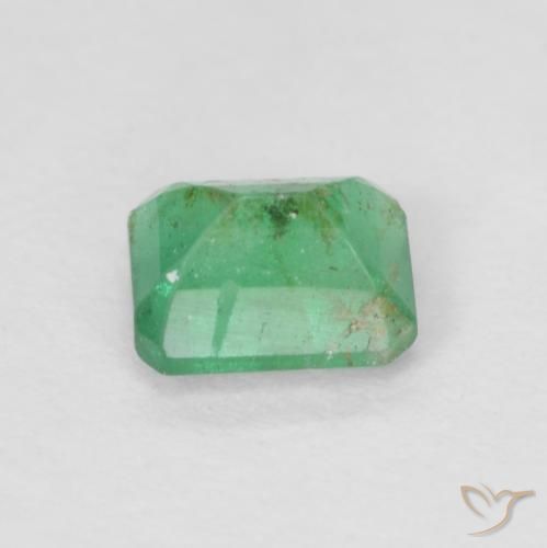 Émeraude Vert moyen naturelle Octogone / coupe Émeraude, 0.43 ct, SI
