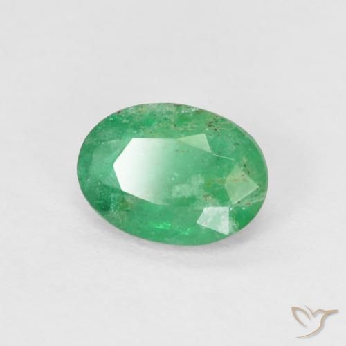 Émeraude Vert brillant naturelle ovale, 0.47 ct, SI