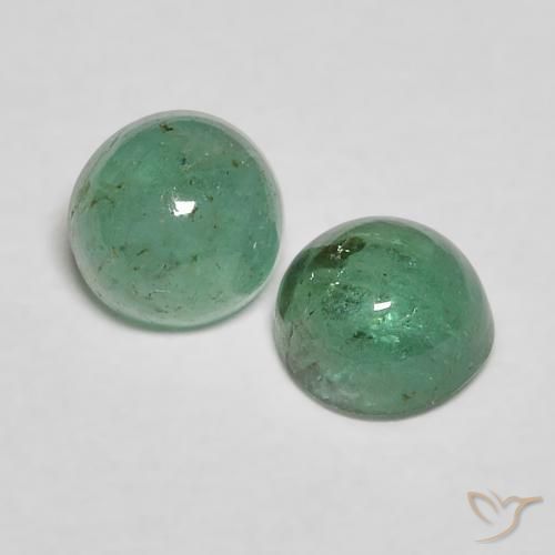 Achetez naturel 0.77ct Vert clair moyen Émeraude gems, Coupe roude, En provenance Colombie chez GemSelect. En stock, livraison internationale!