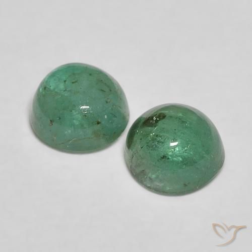 Achetez naturel 0.77ct Vert clair moyen Émeraude gems, Coupe roude, En provenance Colombie chez GemSelect. En stock, livraison internationale!