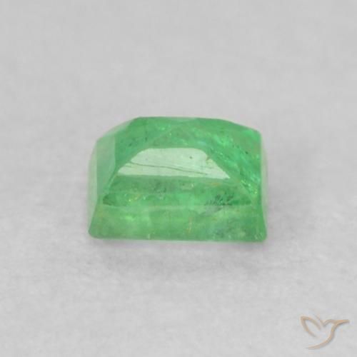 Émeraude Vert trèfle léger naturelle Baquette, 0.18 ct, VS