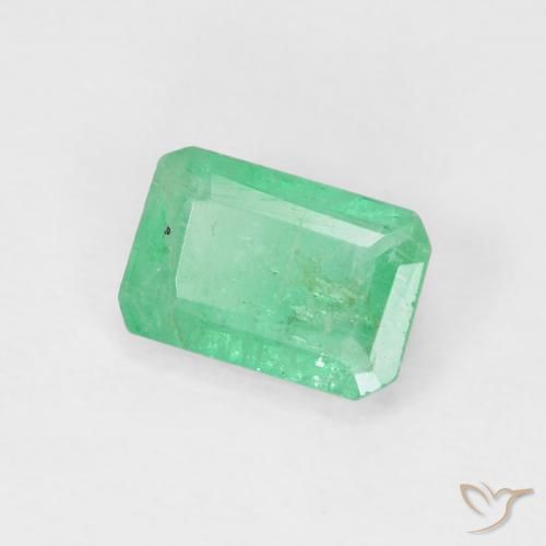 Émeraude Vert clair naturelle Octogone / coupe Émeraude, 0.64 ct, SI
