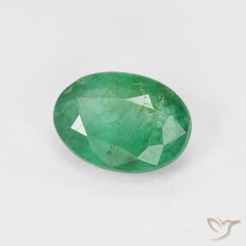 Émeraude Vert chaud naturelle ovale, 0.73 ct, VS-SI