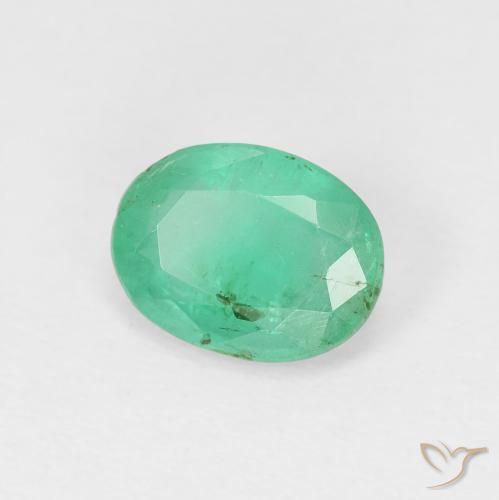 Émeraude Vert moyen naturelle ovale, 1.28 ct, VS-SI