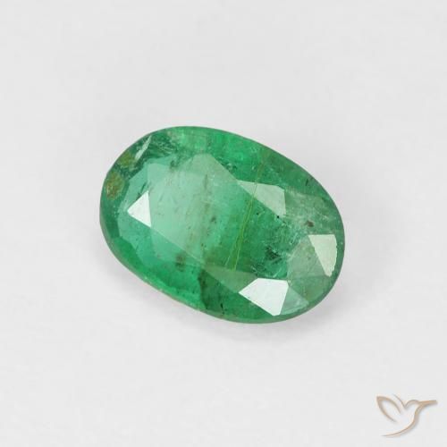 Émeraude Vert clair moyen naturelle ovale, 0.75 ct, SI