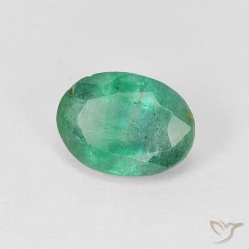Émeraude Vert clair moyen naturelle ovale, 0.86 ct, SI