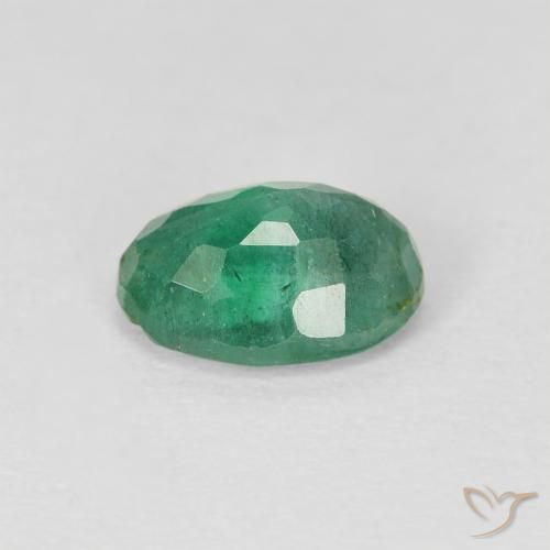Émeraude Vert clair moyen naturelle ovale, 0.86 ct, SI
