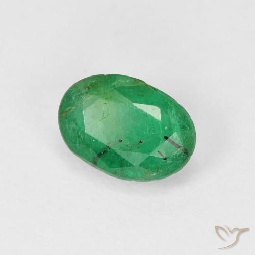 Émeraude Vert chaud naturelle ovale, 0.93 ct, SI