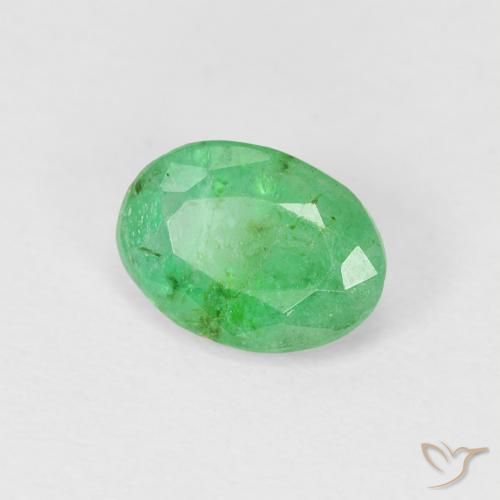 Émeraude Vert moyen naturelle ovale, 0.80 ct, SI