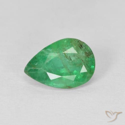 Émeraude Vert moyen naturelle En forme de poire, 0.63 ct, SI