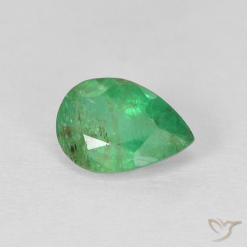Émeraude Vert moyen naturelle En forme de poire, 0.63 ct, SI