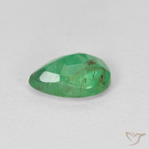 Émeraude Vert moyen naturelle En forme de poire, 0.63 ct, SI