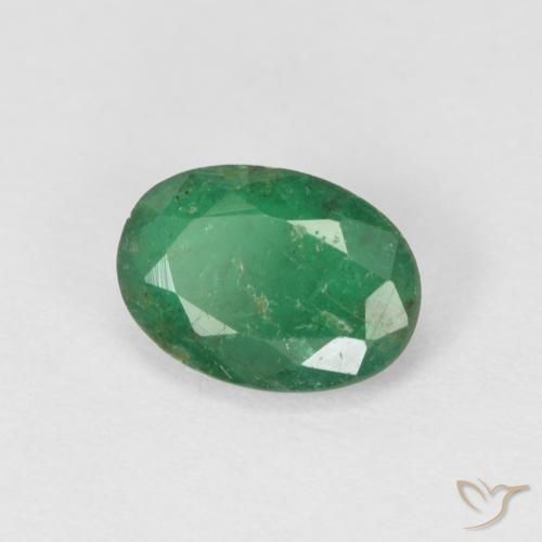 Émeraude Vert moyen naturelle ovale, 0.69 ct, SI