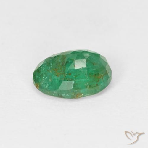 Émeraude Vert moyen naturelle ovale, 0.83 ct, SI