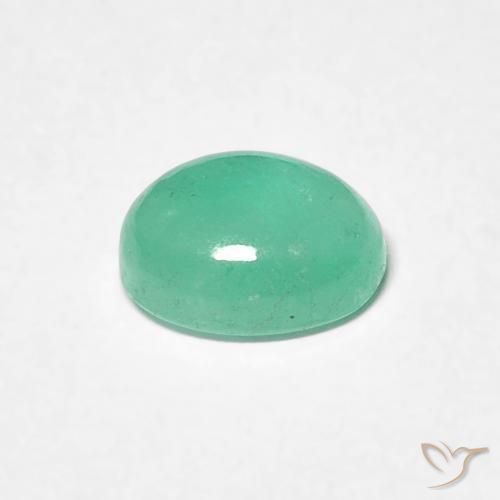 Émeraude Vert clair naturelle ovale, 0.82 ct, Translucide