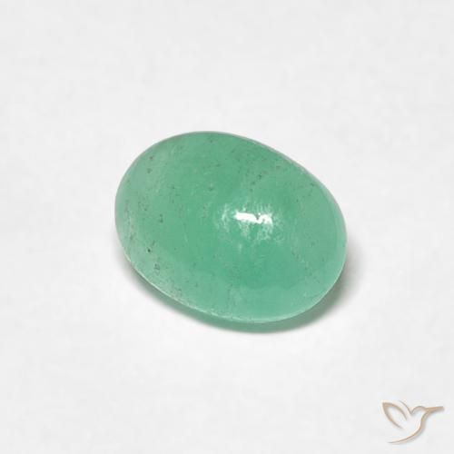 Émeraude Vert clair naturelle ovale, 0.79 ct, Translucide