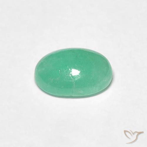Émeraude Vert clair naturelle ovale, 0.71 ct, Translucide