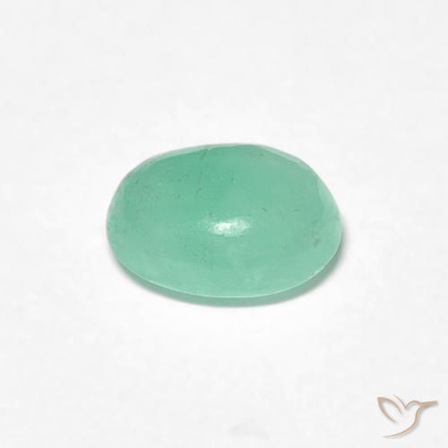 Émeraude Vert pistache naturelle ovale, 0.85 ct, Translucide