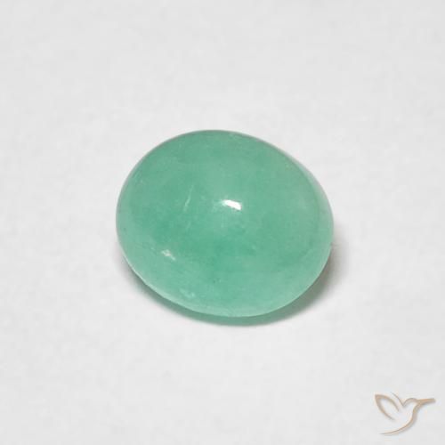 Émeraude Vert fougère naturelle ovale, 0.56 ct, Translucide