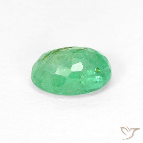Émeraude Vert clair naturelle ovale, 0.58 ct, SI