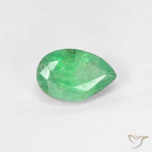 Émeraude Vert froid léger naturelle En forme de poire, 0.45 ct, SI
