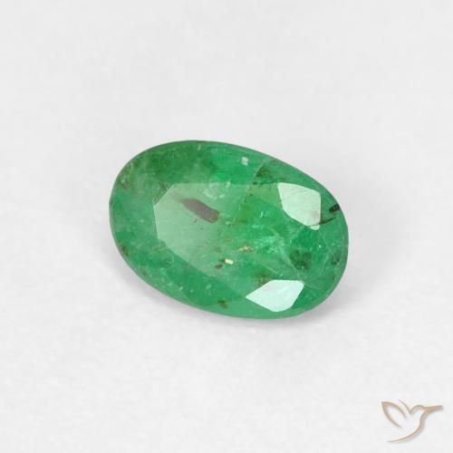 Émeraude Vert clair moyen naturelle ovale, 0.45 ct, SI