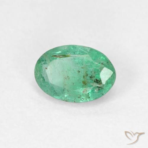 Émeraude Vert moyen naturelle ovale, 0.47 ct, SI