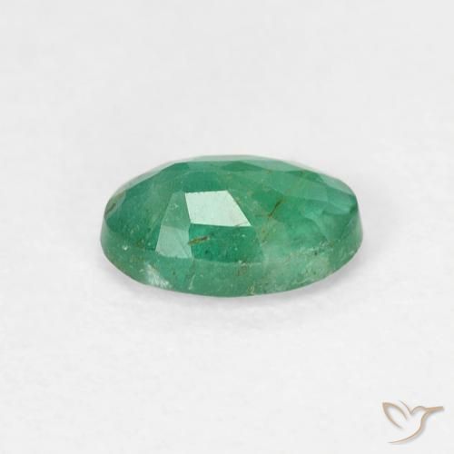 Émeraude Vert pistache naturelle ovale, 0.48 ct, SI
