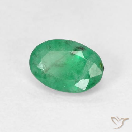 Émeraude Vert clair naturelle ovale, 0.49 ct, SI