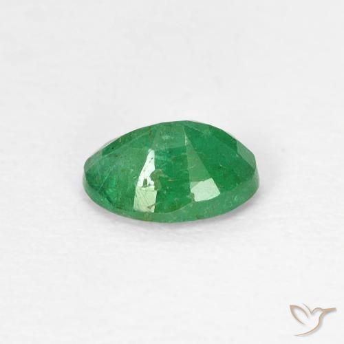Émeraude Vert moyen naturelle ovale, 0.46 ct, SI