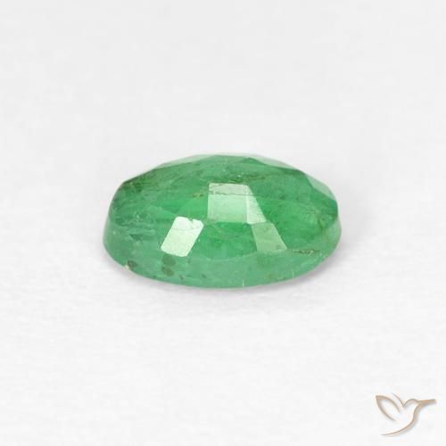 Émeraude Vert moyen naturelle ovale, 0.51 ct, SI