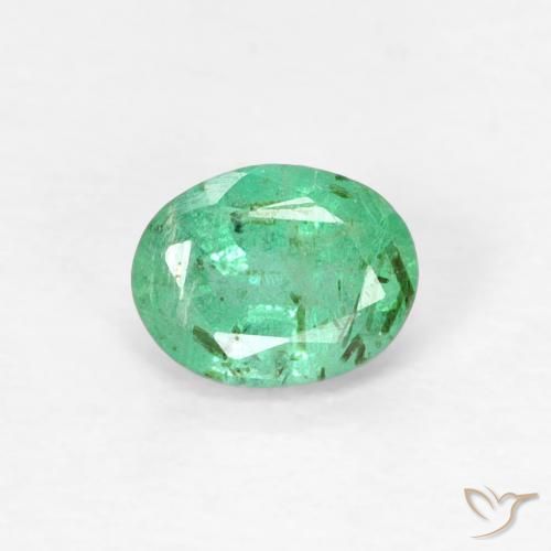 Émeraude Vert clair naturelle Coupe ovale, 0.34 ct, VS-SI