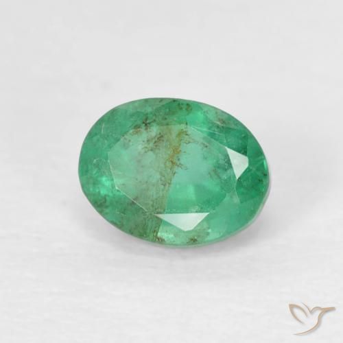 Émeraude Vert frais naturelle ovale, 0.47 ct, SI
