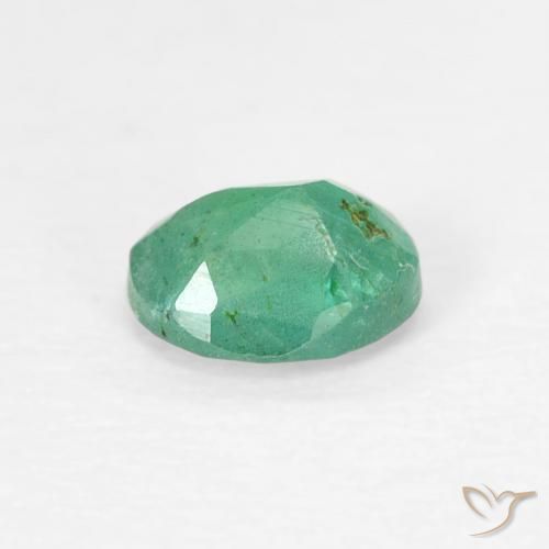 Émeraude Vert frais naturelle ovale, 0.38 ct, SI