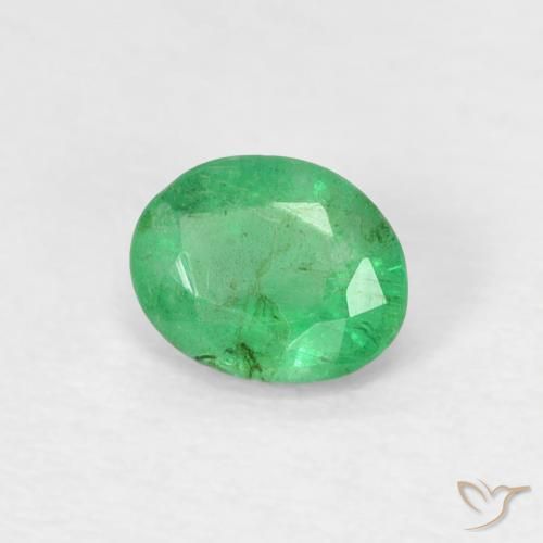 Émeraude Vert clair naturelle ovale, 0.31 ct, SI
