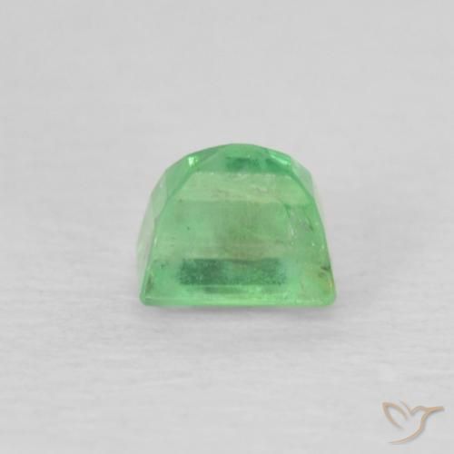 Émeraude Vert moyen naturelle Baquette, 0.21 ct, SI-I1