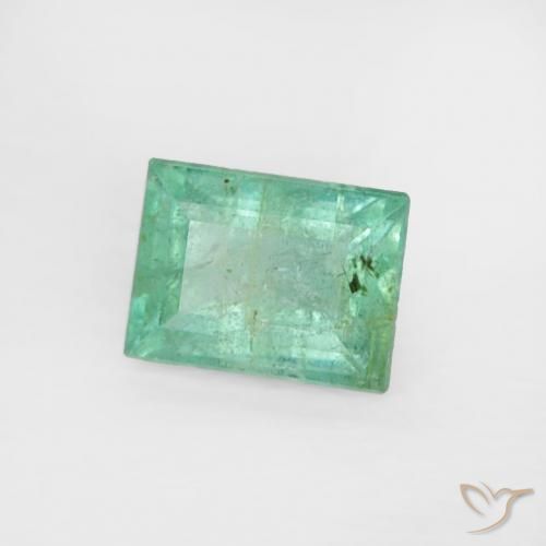 Émeraude Vert pistache naturelle Baquette, 0.27 ct, SI