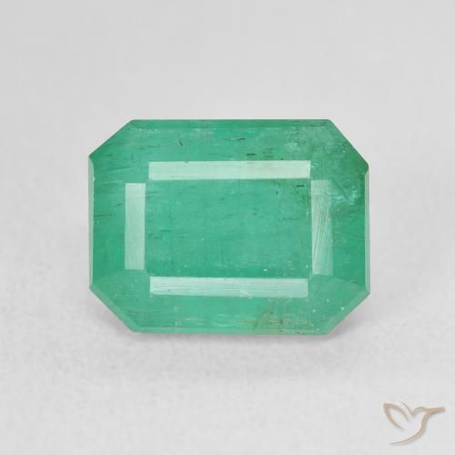 4.17ct Naturel Vert frais Émeraude, Taille émeraude, SI