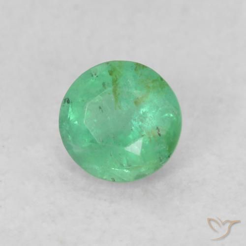 Émeraude Vert jaunâtre naturelle Tour, 0.17 ct, SI