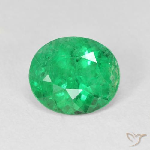 Émeraude Vert intense naturelle ovale, 2.38 ct, VS-SI