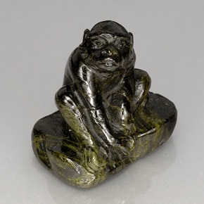 Épidote vert naturelle forme fantaisie, 87,63 ct, opaque