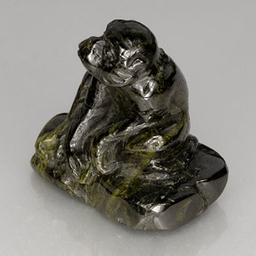 Épidote vert naturelle forme fantaisie, 87,63 ct, opaque