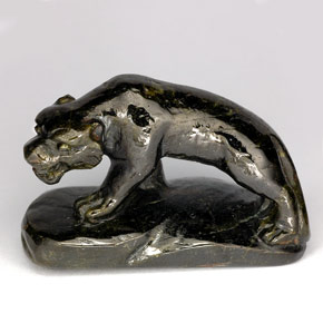 Épidote vert naturelle forme fantaisie, 93,77 ct, opaque