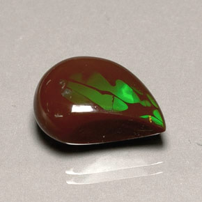 Opale de feu multicolore naturelle forme fantaisie, 7,75 ct, opaque